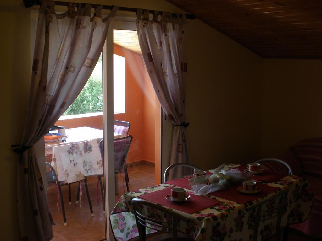 Corry 1 Apartman *